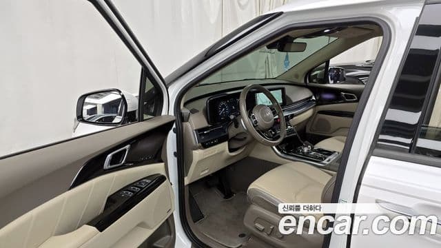 Kia Carnival 4세대 Signature, 2022 10