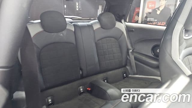 Mini Cooper S 3세대, 2023 12