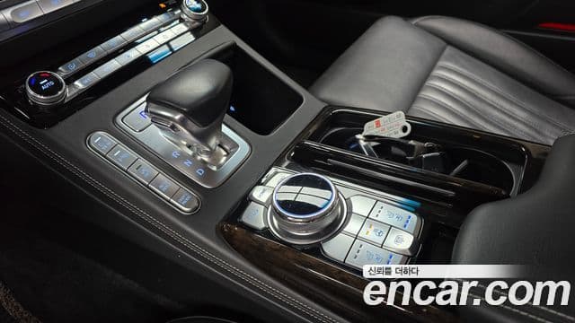 Genesis G90 Luxury, 2019 9