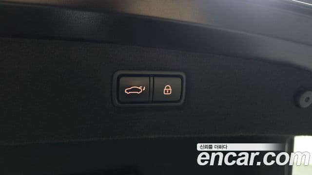 Genesis G90 Luxury, 2019 20