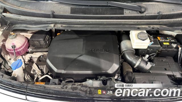 Hyundai Staria Modern, 2023 6