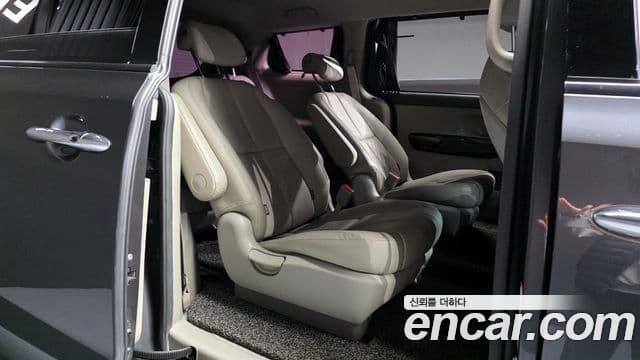 Kia All New Carnival Noblesse, 2016 12