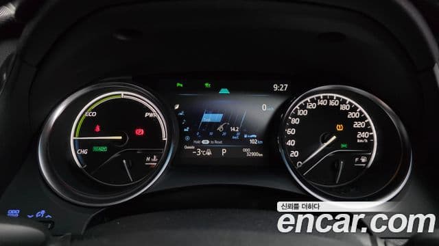 Toyota 캠리 (XV70) 2.5 XLE гибрид, 2019 8