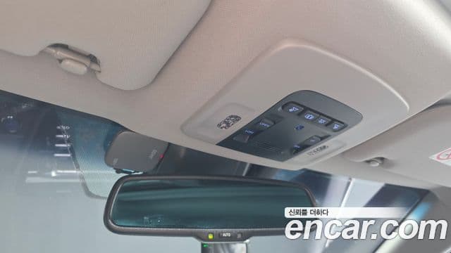 Toyota 캠리 (XV70) 2.5 XLE гибрид, 2019 19