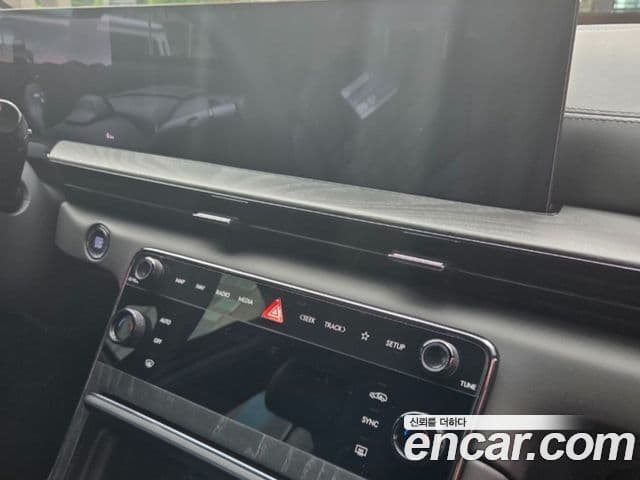 Genesis GV80 чёрный, 2025 9