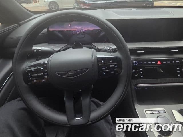 Genesis GV80 чёрный, 2025 10