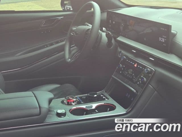 Genesis GV80 чёрный, 2025 11