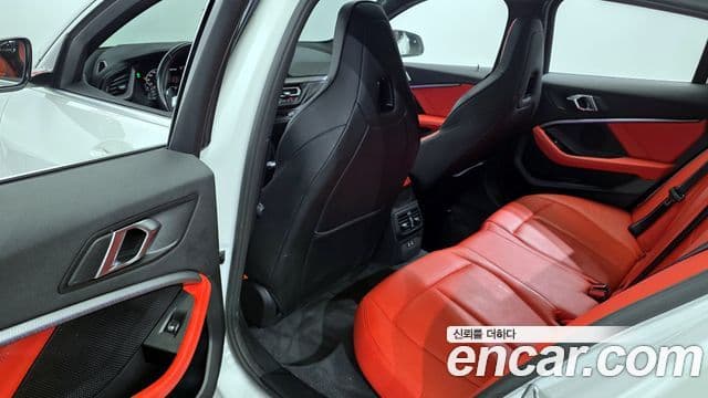 BMW 1시리즈 (F40), 2022 11