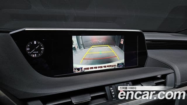 Lexus ES300h 7세대 Luxury Plus, 2021 15