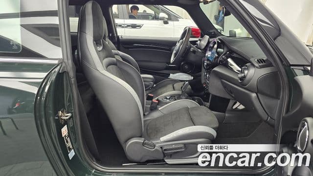 Mini Cooper S 3세대, 2023 11