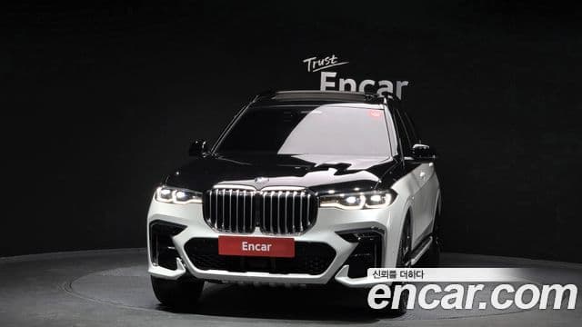 BMW X7 (G07) xDrive 40i M Sport 6인승, 2022 3