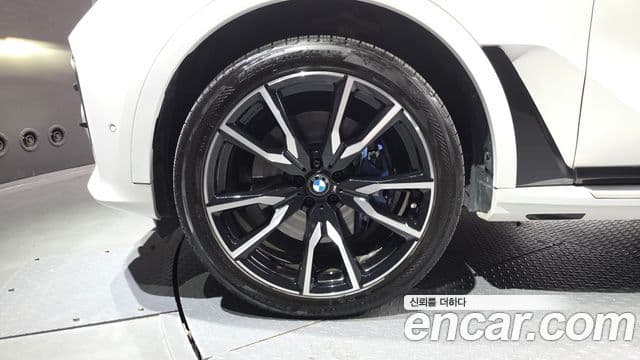 BMW X7 (G07) xDrive 40i M Sport 6인승, 2022 все фото
