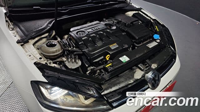 Volkswagen Гольф 7세대, 2014 6