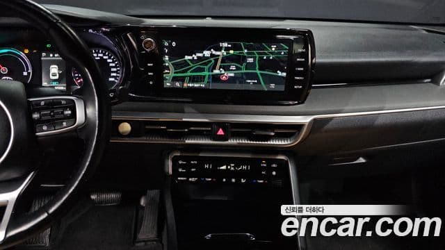 Kia K5 гибрид 3세대 Prestige, 2023 14