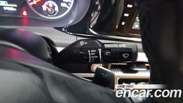 Kia K5 гибрид 3세대 Prestige, 2023 18