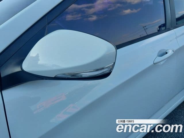 Hyundai Accent(новый кузов / новое поколение) Modern, 2014 4