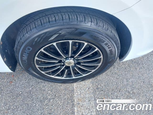 Hyundai Accent(новый кузов / новое поколение) Modern, 2014 все фото