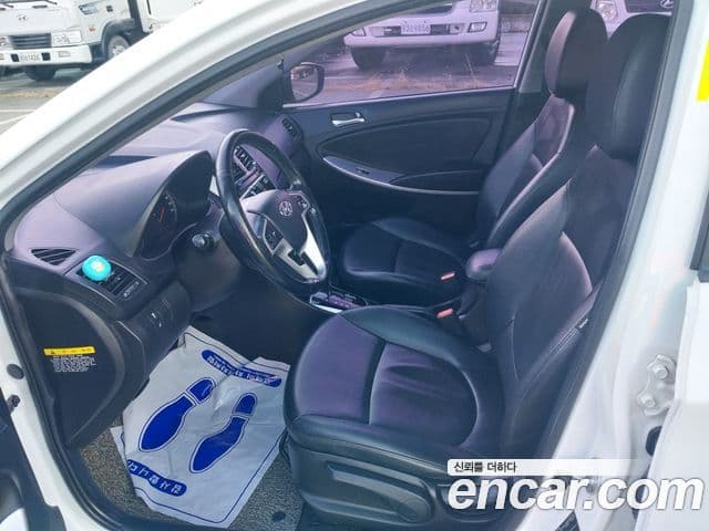 Hyundai Accent(новый кузов / новое поколение) Modern, 2014 10