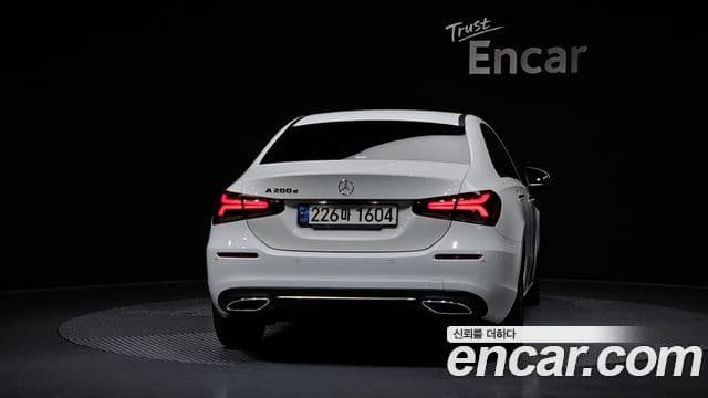Mercedes-Benz A-класс W177 A200d седан, 2021 4