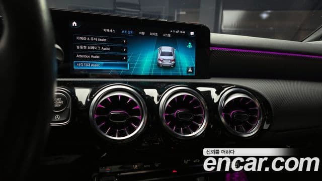 Mercedes-Benz A-класс W177 A200d седан, 2021 14