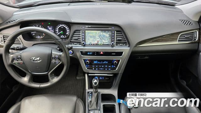 Hyundai LF Sonata 2.0 Smart, 2015 7