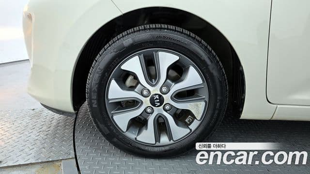 Kia The / новый New Morning Luxury, 2016 все фото