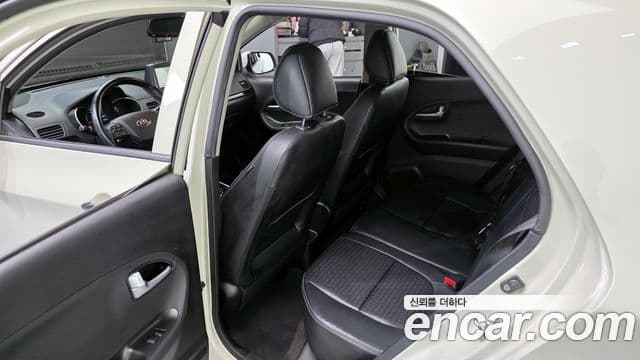 Kia The / новый New Morning Luxury, 2016 11