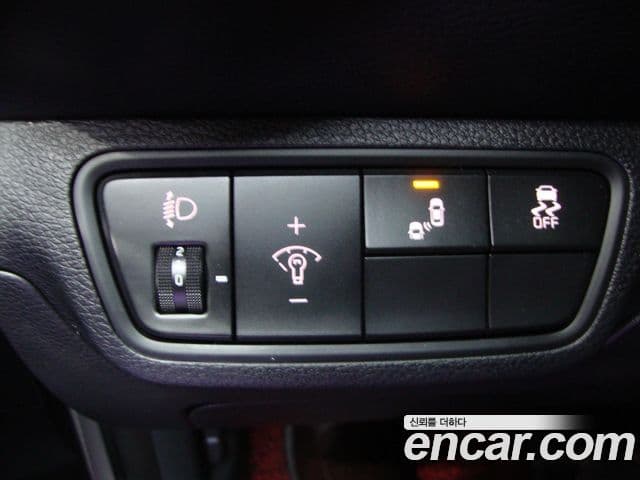 Kia The / новый New K3 2세대 Signature, 2023 10