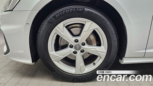 Audi A6 (C8), 2020 все фото