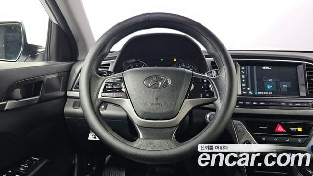 Hyundai Avante AD 1.6 GDI Value Plus, 2018 17
