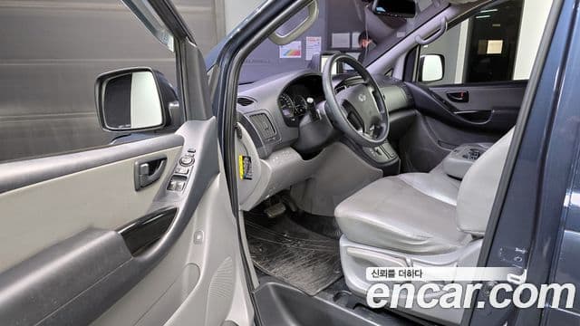 Hyundai Grand Starex Smart, 2017 10