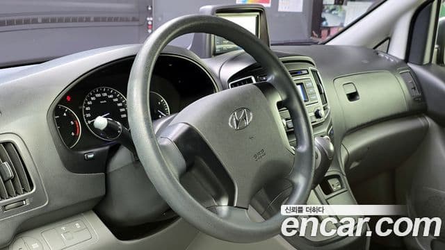 Hyundai Grand Starex Smart, 2017 13