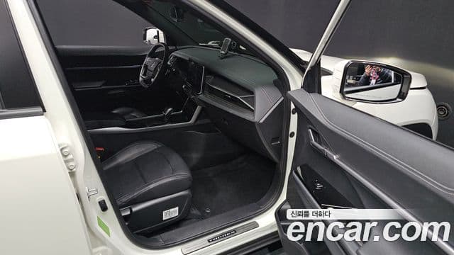 KG모빌리티(SsangYong) Torres T7, 2023 10