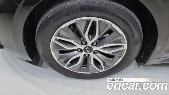 Kia K5 гибрид 3세대 Prestige, 2021 8