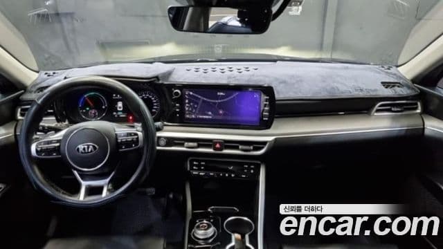 Kia K5 гибрид 3세대 Prestige, 2021 13