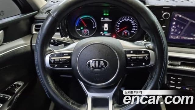 Kia K5 гибрид 3세대 Prestige, 2021 14