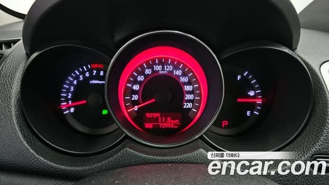 Kia Forte купе Prestige, 2013 8