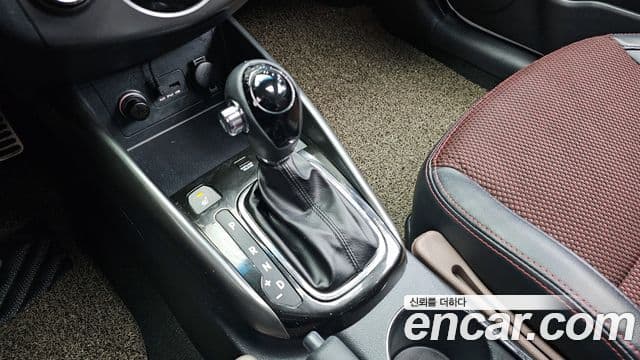 Kia Forte купе Prestige, 2013 9