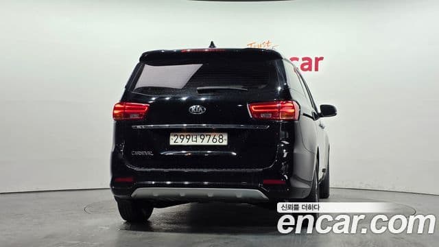 Kia The / новый New Carnival Luxury, 2019 4