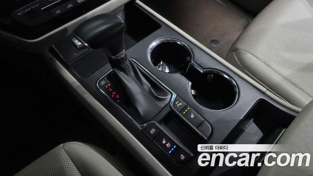 Kia The / новый New Carnival Luxury, 2019 9