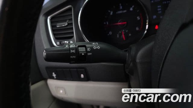 Kia The / новый New Carnival Luxury, 2019 14