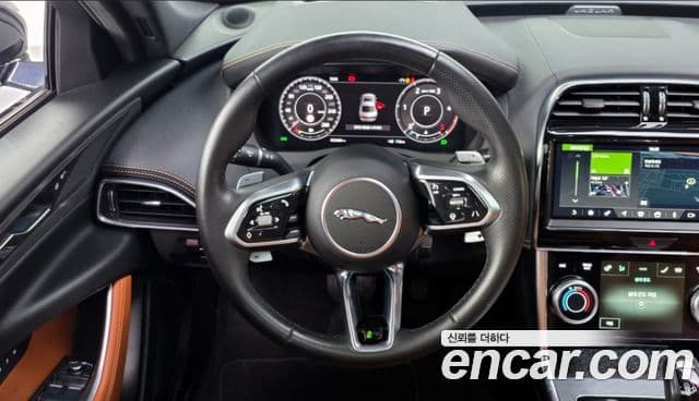 Jaguar XE D180 R-Dynamic S, 2020 13