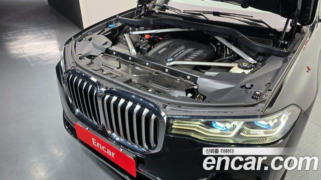 BMW X7 (G07) xDrive 30d Design Pure Excellence first Edition 6인승, 2019 6