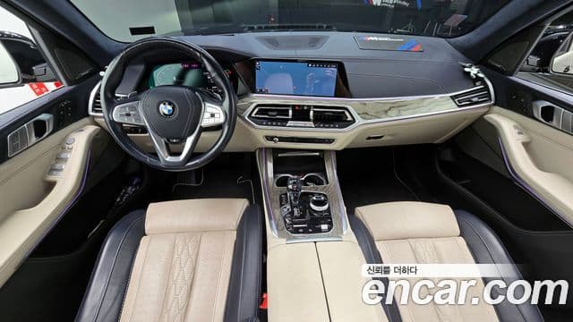 BMW X7 (G07) xDrive 30d Design Pure Excellence first Edition 6인승, 2019 7