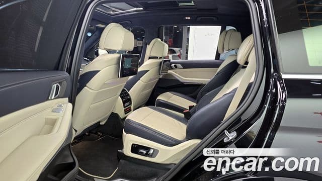 BMW X7 (G07) xDrive 30d Design Pure Excellence first Edition 6인승, 2019 13