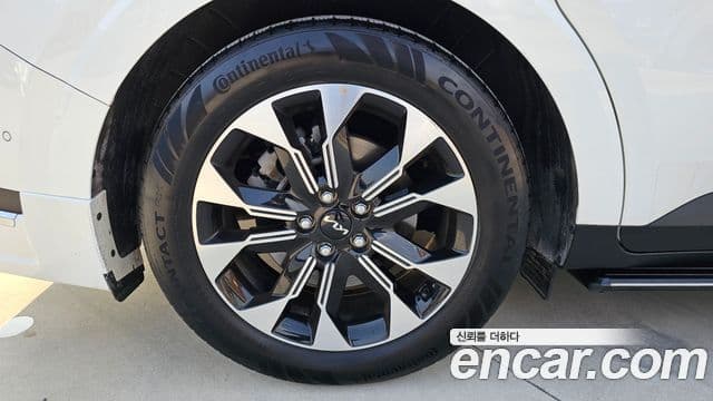 Kia Carnival 4세대 бензин 9인승 High Limousine(компания по спецнадстройкам), 2023 все фото