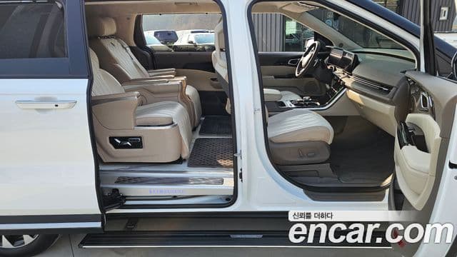 Kia Carnival 4세대 бензин 9인승 High Limousine(компания по спецнадстройкам), 2023 10