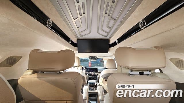 Kia Carnival 4세대 бензин 9인승 High Limousine(компания по спецнадстройкам), 2023 20