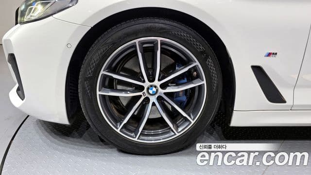 BMW 5시리즈 (G30) 520i M Sport, 2021 все фото