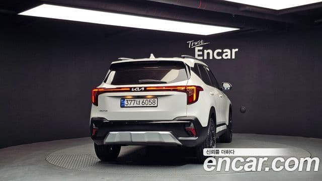 Kia The / новый New Seltos Signature, 2024 4